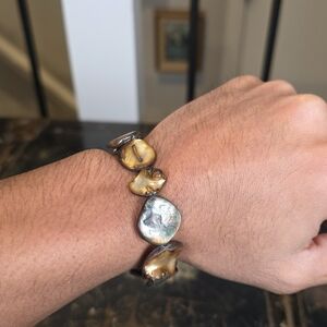 Natural Iridescent Shell Stretch Bracelet - Boho Abalone Mother of Pearl Tone